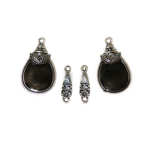 Black Pearl Flower, Antique Silver, 31mm; 1 package