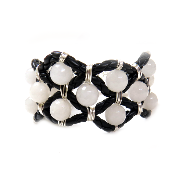 Taller: Brazalete Jade en Cuero $20.00